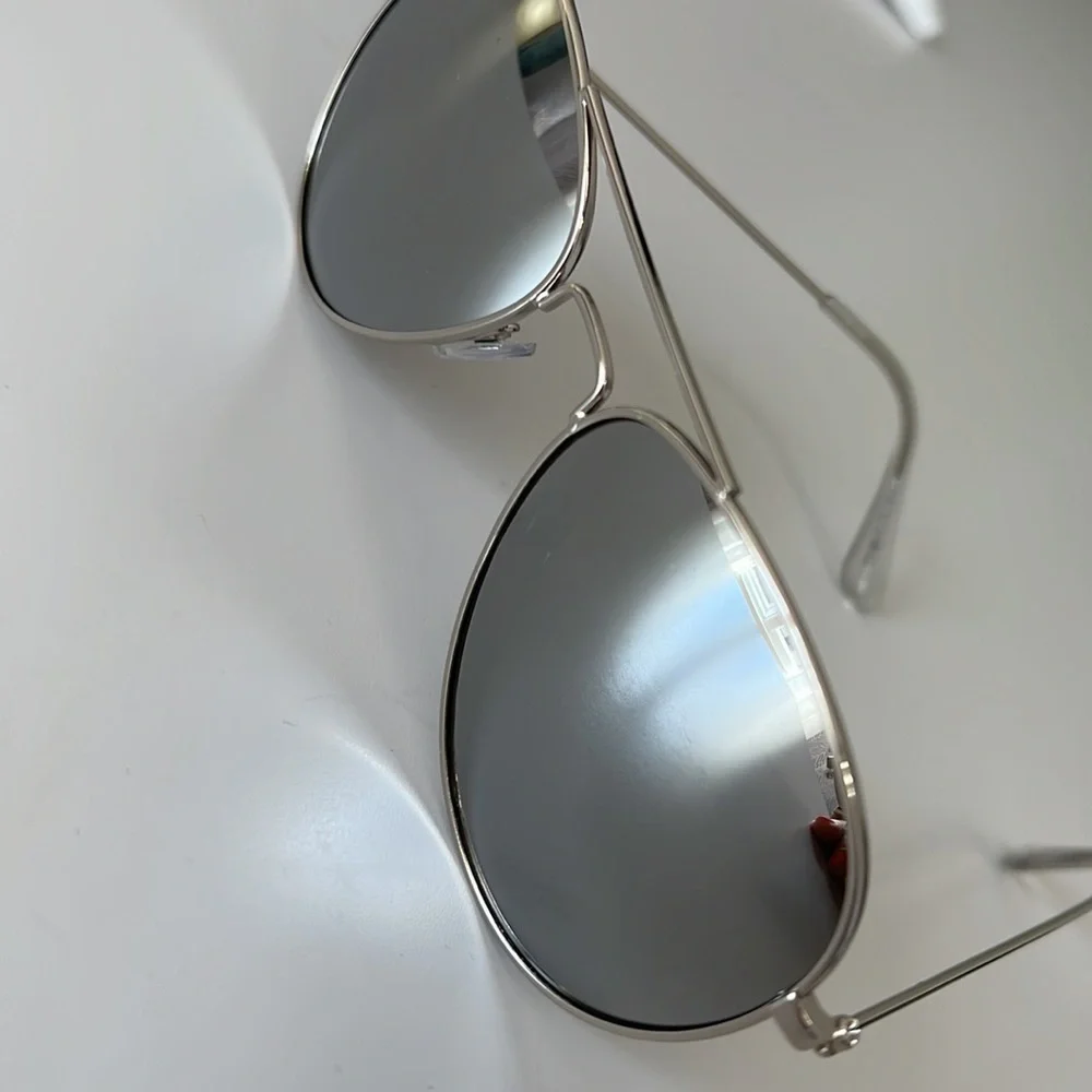 Mirrored Silver Frame Aviator Sunglasses